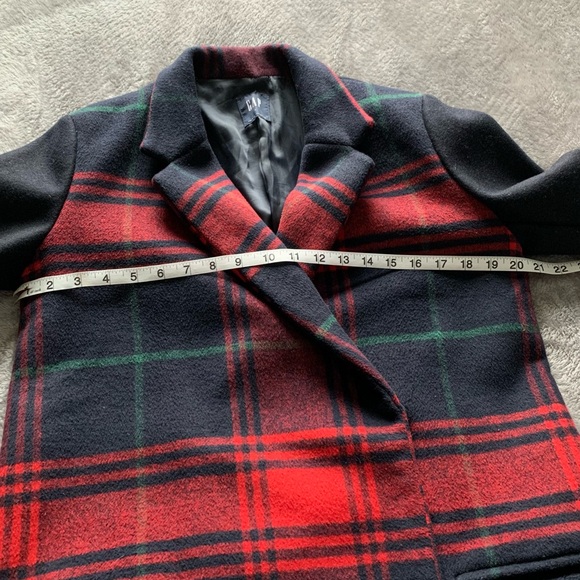 Gap red plaid lined driving coat - Picture 12 of 16